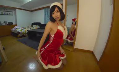 Yuka Kuramochi Selfie di Yuka Kuramochi in Costume da Babbo Natale