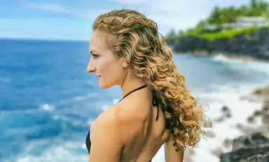 Immerso nella Natura: Meditazione Sensuale con la Divinatrix