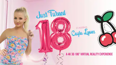 Appena Compiuti 18 Anni: Sexy e Stretta Giovane Starlet si Masturba in VR