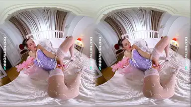 Ddfnetwork VR Sasha Rose Cosplay Masturbation in VR