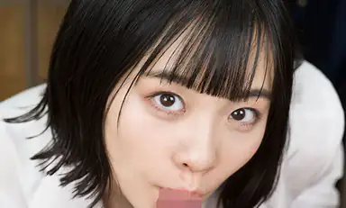 Urara Kanon annoiata a scuola così ho sedotto un compagno di classe