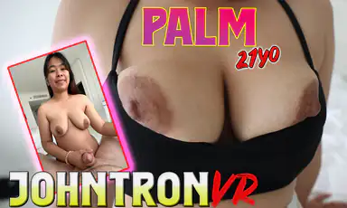 Svegliati con una commessa thailandese dalle tette grandi